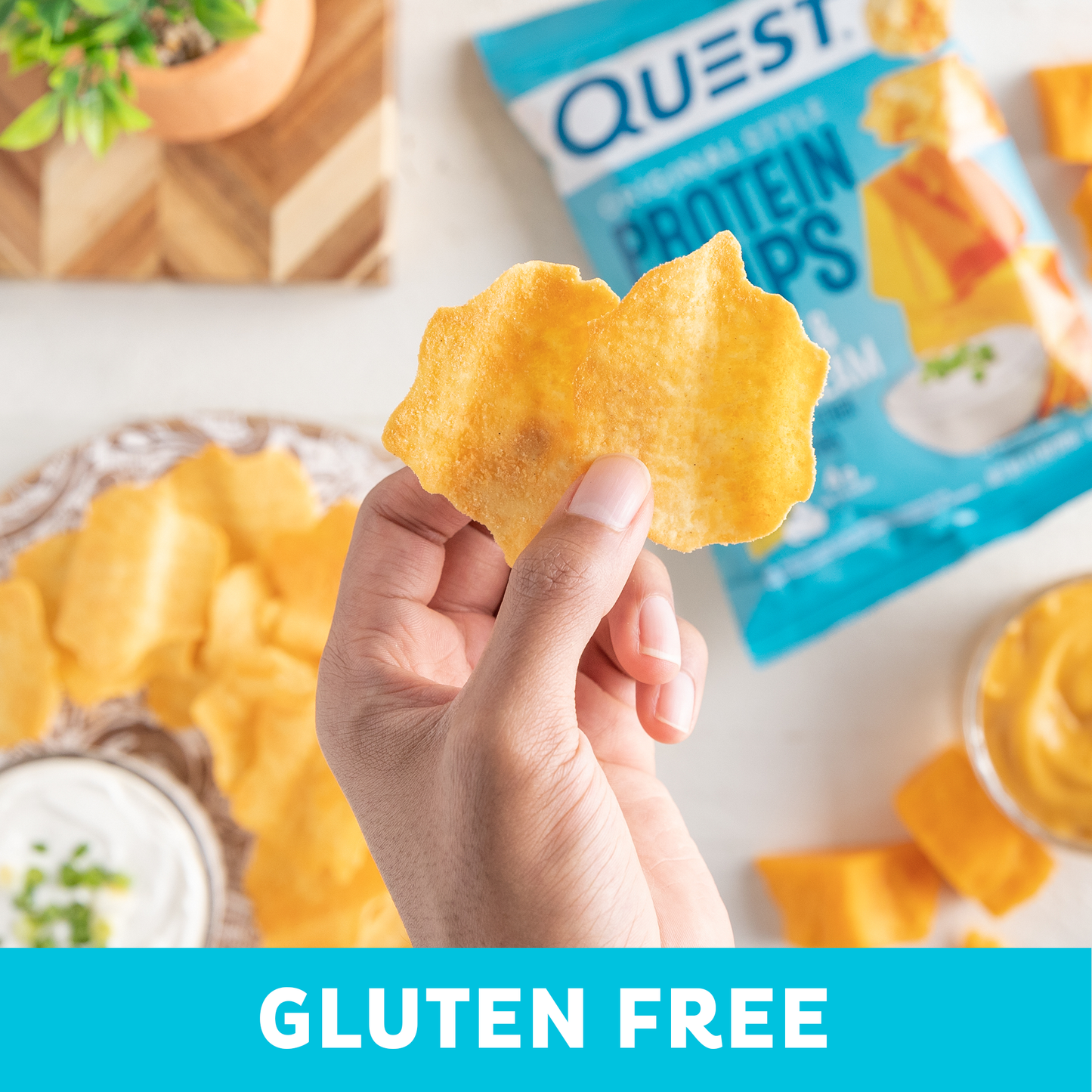 cheddar-and-sour-cream-original-style-protein-chips-s2 qst-000296_cheddar-_-sour-cream-original-style-protein-chips_7.2.png